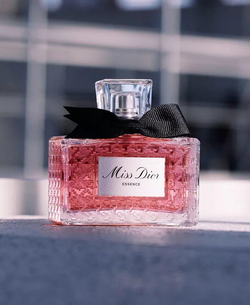 Miss Dior Essence Eau de Parfum – Elegant & Sensual Women’s Fragrance - OPULENTIA