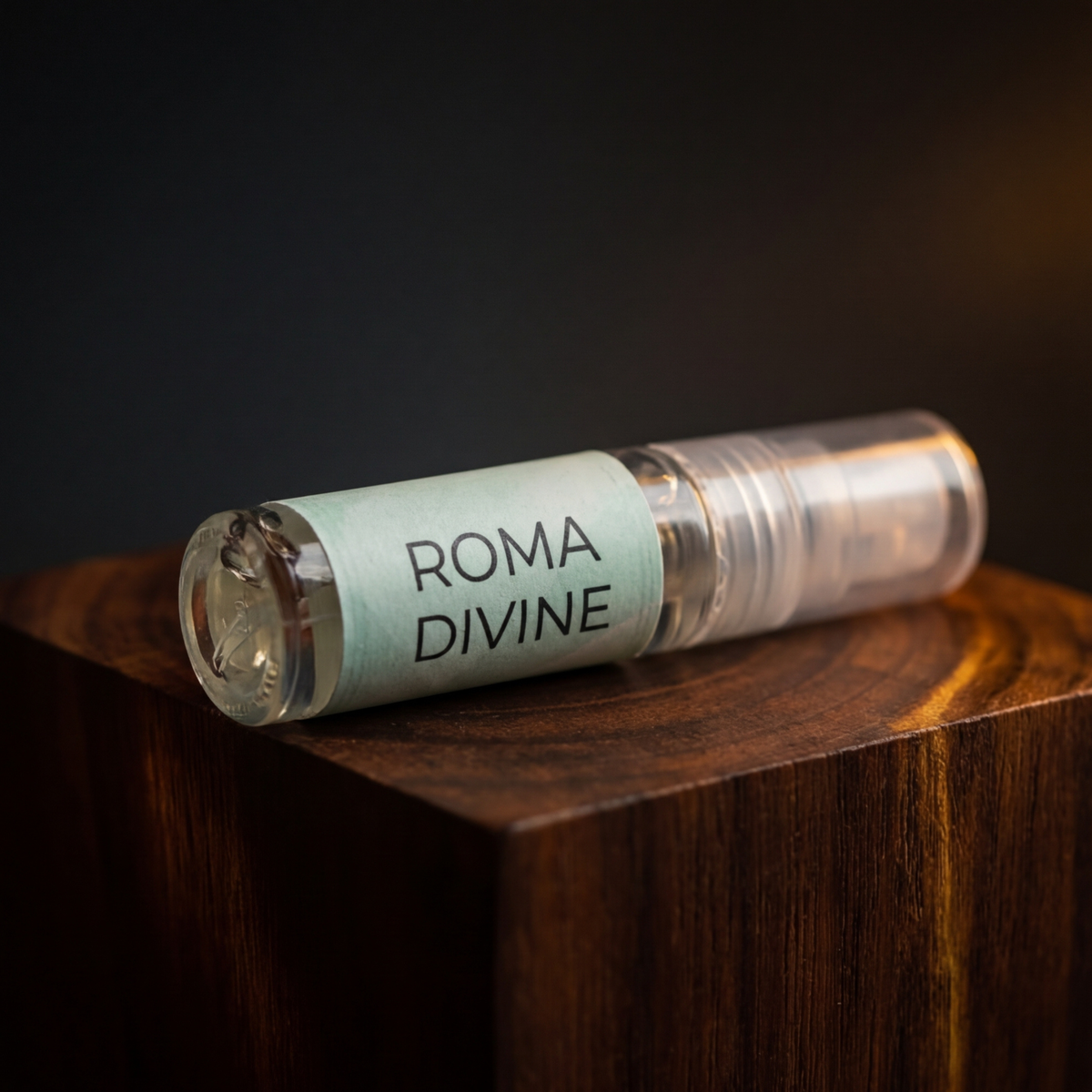 Roma Divine Extrait Mint l Vanilla | Wood Unisex Luxury Fragrance Roma Parfum — Luxury Extrait de Parfum | Lasting Fragrance for Women & Men
